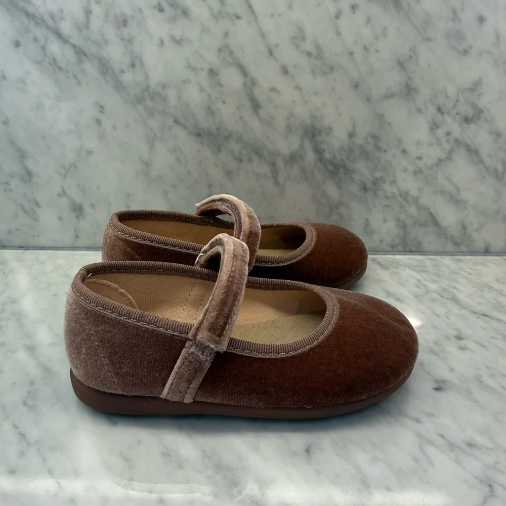 Childrenchic Cassie Rose Velvet Mary Jane Shoes